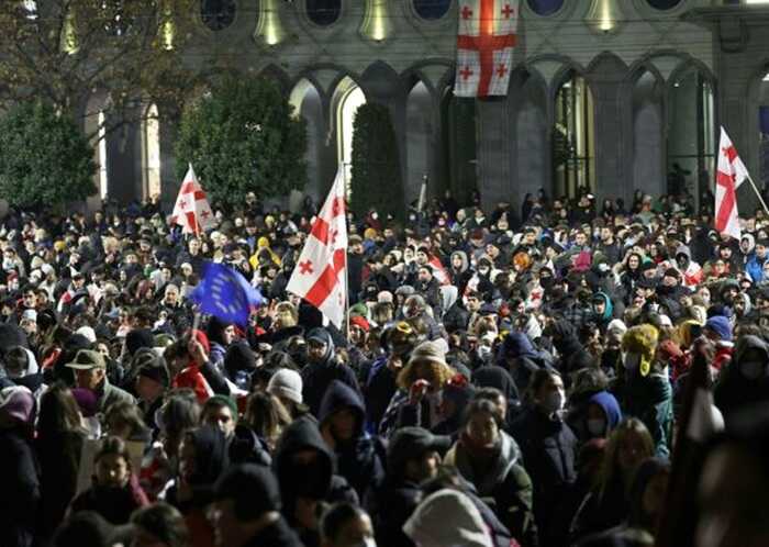 У Грузії люди знову вийшли на протести